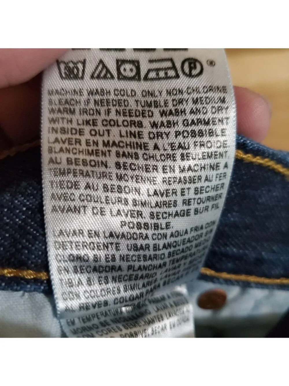 Levis durable classic